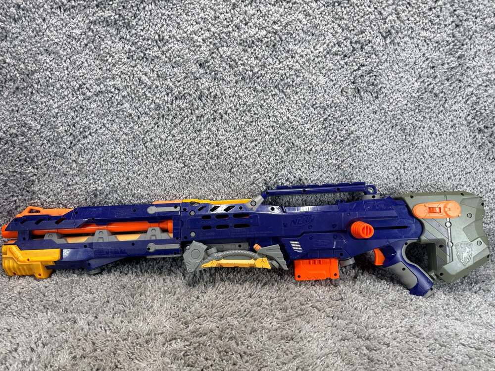 Nerf N-Strike Longshot CS-6 Dart Blaster with Front-Shot Attachment